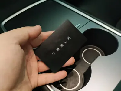 Tesla Model 3 2021, 57800 км, за 18834.24 USD - фото 9