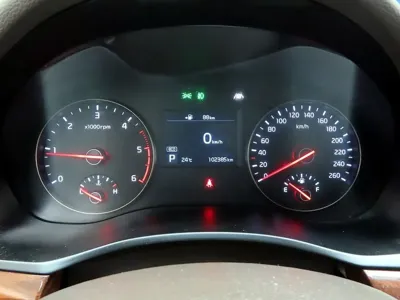 Kia K7 2016, 102356 км, за 7155.05 USD