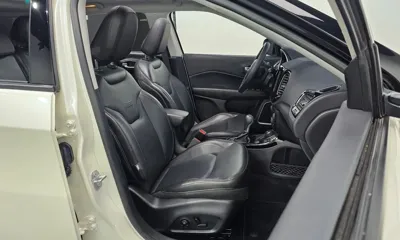 Jeep Compass 2018, 39987 км, за 8543.81 USD - фото 10