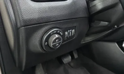 Jeep Compass 2018, 39987 км, за 8543.81 USD - фото 20