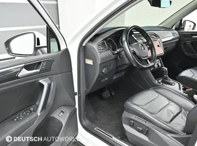 Volkswagen Tiguan 2018, 135815 км, за 10607.54 USD - фото 11