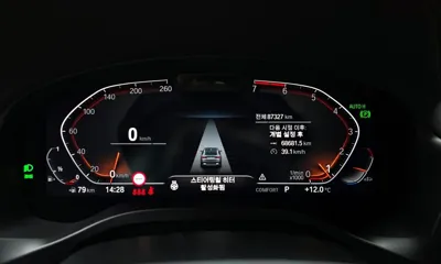 BMW X4 2022, 87327 км, за 25928.84 USD - фото 8
