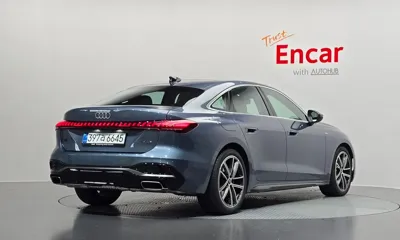 Audi A5 2025, 367 км, за 40629.25 USD