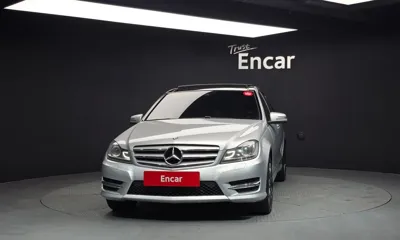 Mercedes-Benz C-Class 2013, 144900 км, за 4426.82 USD