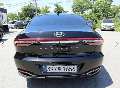 Hyundai Grandeur 2022, 139648 км, за 14113.17 USD