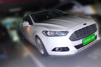 Ford Mondeo 2013, 124600 км, за 5364 USD