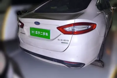 Ford Mondeo 2013, 124600 км, за 5364 USD