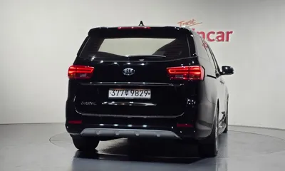 Kia Canival 2020, 88749 км, за 12994.86 USD
