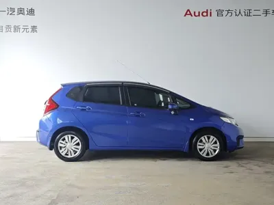 Honda Fit 2016, 74000 км, за 4059.14 USD