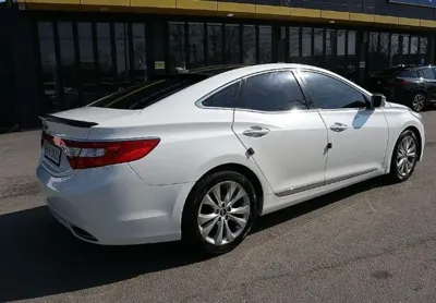 Hyundai Grandeur 2012, 168904 км, за 2822.63 USD