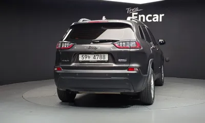 Jeep Cherokee 2019, 122141 км, за 6301.69 USD