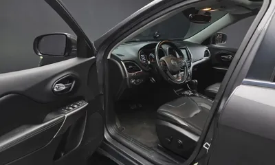 Jeep Cherokee 2019, 122141 км, за 6301.69 USD - фото 10