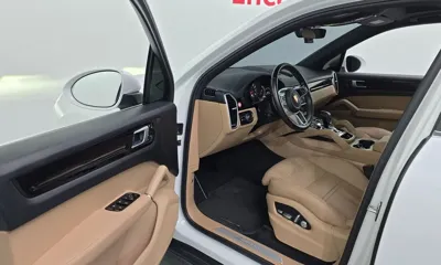 Porsche Cayenne 2019, 109231 км, за 40964.65 USD - фото 10