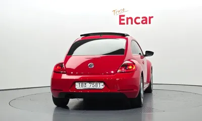 Volkswagen Beatle 2014, 76662 км, за 5146.58 USD
