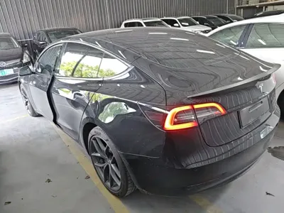 Tesla Model 3 2023, 38500 км, за 27276.09 USD