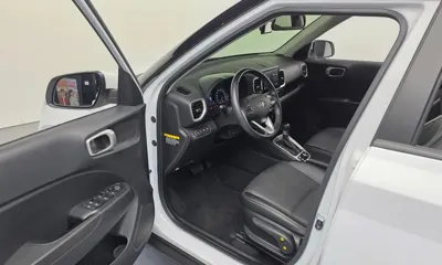 Hyundai Venue 2020, 84625 км, за 9432.74 USD - фото 10