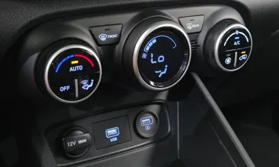 Hyundai Venue 2020, 84625 км, за 9432.74 USD - фото 16
