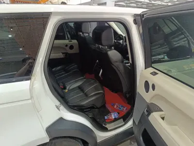 Land Rover Sport 2017, 120000 км, за 29051.85 USD