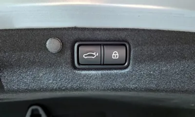 Hyundai Grandeur 2018, 57921 км, за 13259.81 USD - фото 20