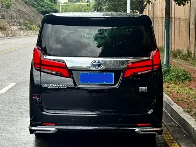 Toyota Alphard 2020, 86000 км, за 64448.43 USD