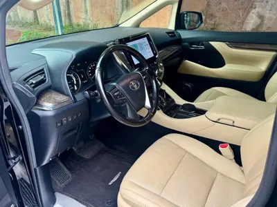 Toyota Alphard 2020, 86000 км, за 64448.43 USD - фото 6