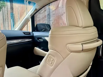 Toyota Alphard 2020, 86000 км, за 64448.43 USD - фото 9