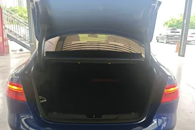 Jaguar XEL 2019, 84100 км, за 13876 USD - фото 22