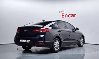 Hyundai Avante 2019, 163386 км, за 5021.47 USD