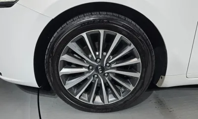 Kia K7 2017, 106566 км, за 9042.42 USD