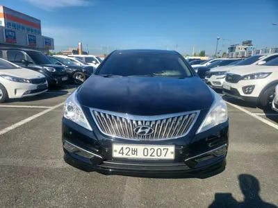 Hyundai Grandeur · 2017 год