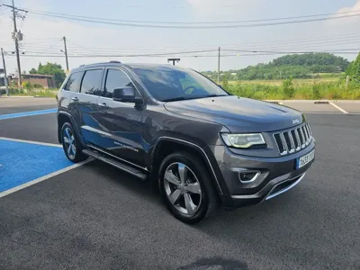 Jeep Cherokee 2015, 154932 км, за 6825.71 USD