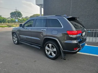 Jeep Cherokee 2015, 154932 км, за 6825.71 USD