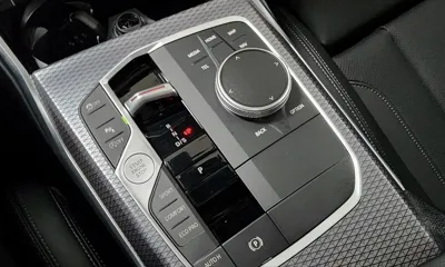 BMW 3-Series 2025, 4076 км, за 29085.16 USD - фото 9