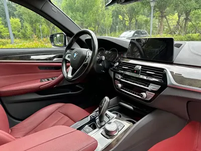 BMW 5 Series 2018, 120000 км, за 17039.1 USD - фото 6