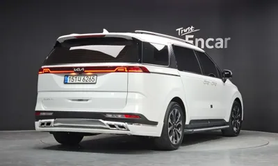 Kia Canival 2023, 137120 км, за 15557.31 USD