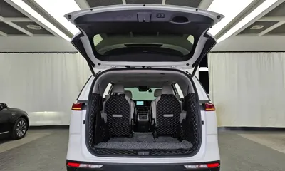 Kia Canival 2023, 53900 км, за 20523.16 USD - фото 20