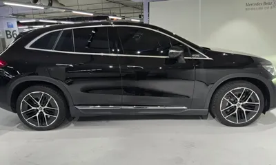 Mercedes-Benz EQE 2025, 3762 км, за 56271.19 USD