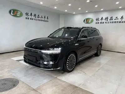 AITO 问界 AITO M9 · 2025 год