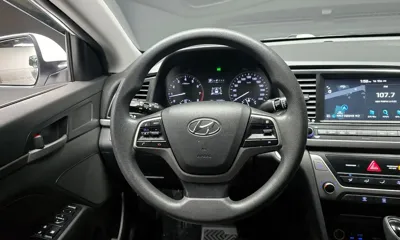 Hyundai Avante 2018, 121260 км, за 6336.31 USD - фото 16