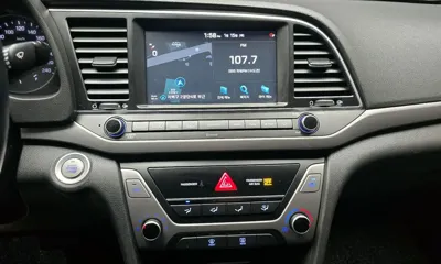 Hyundai Avante 2018, 121260 км, за 6336.31 USD - фото 18