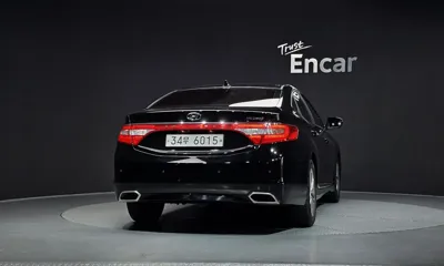 Hyundai Grandeur 2015, 70048 км, за 5990.75 USD
