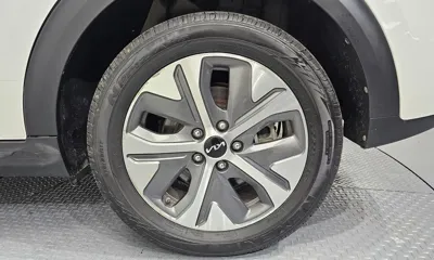 Kia Niro 2022, 111354 км, за 11636.22 USD - фото 21