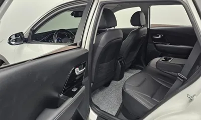 Kia Niro 2022, 111354 км, за 11636.22 USD - фото 26