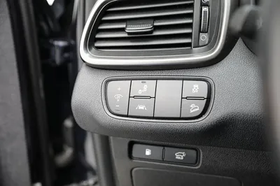 Kia Sorento 2019, 74713 км, за 12091.27 USD - фото 9