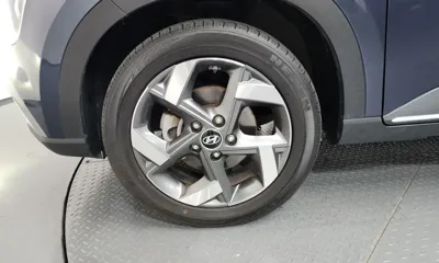 Hyundai Venue 2020, 31722 км, за 9583.83 USD