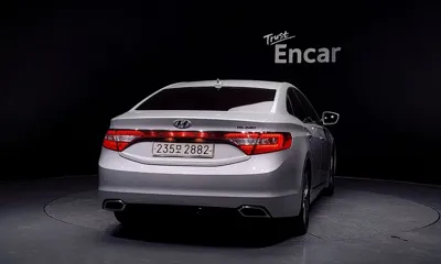 Hyundai Grandeur 2016, 134367 км, за 3957.71 USD
