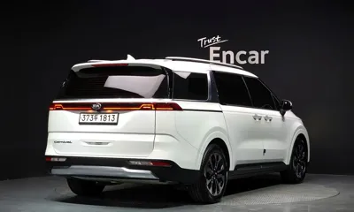 Kia Canival 2021, 81175 км, за 14983.72 USD