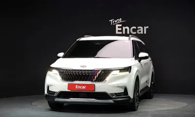 Kia Canival 2021, 81175 км, за 14983.72 USD