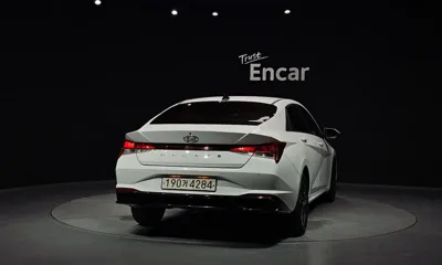 Hyundai Avante 2023, 105693 км, за 9124.33 USD
