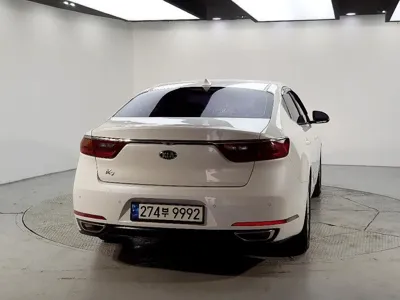 Kia K7 2017, 300000 км, за 2925.08 USD